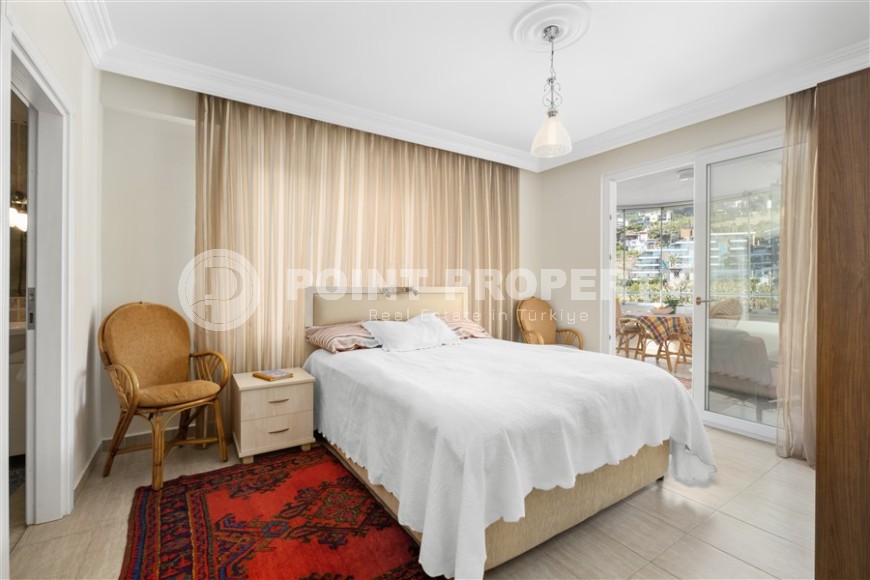 Comfortable, furnished apartment 2+1, on an area of 125 m2, in a quiet area of Alanya - Cikcilli-id-6198-photo-5