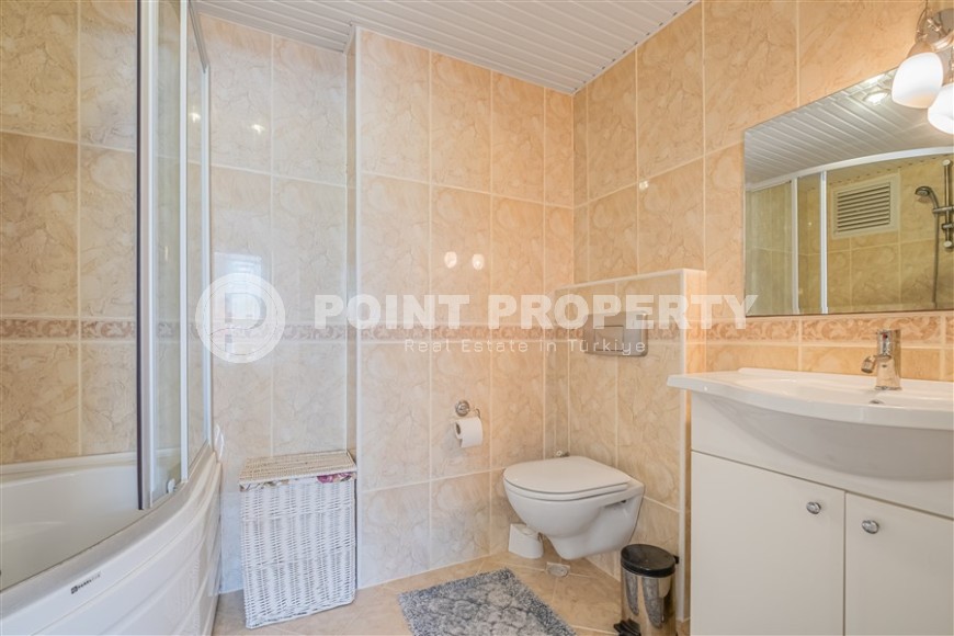 Comfortable, furnished apartment 2+1, on an area of 125 m2, in a quiet area of Alanya - Cikcilli-id-6198-photo-9