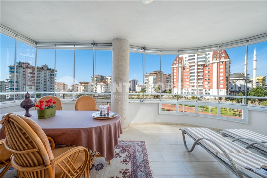 Comfortable, furnished apartment 2+1, on an area of 125 m2, in a quiet area of Alanya - Cikcilli-id-6198-photo-11