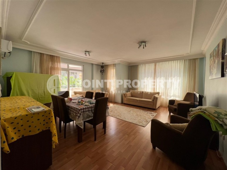 Spacious apartment with three bedrooms, on the 1st floor in a building built in 2009-id-6200-photo-2