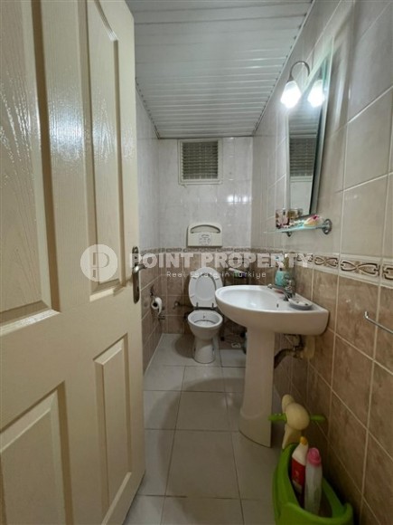 Spacious apartment with three bedrooms, on the 1st floor in a building built in 2009-id-6200-photo-9