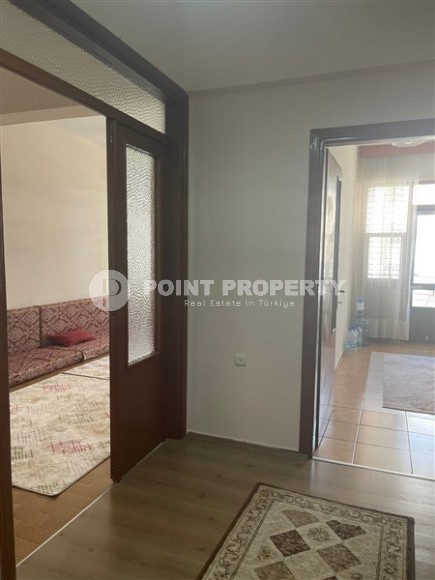 Inexpensive apartment on the 2nd floor in a building built in 2003, in a modern, developed area of Alanya - Mahmutlar-id-6206-photo-3