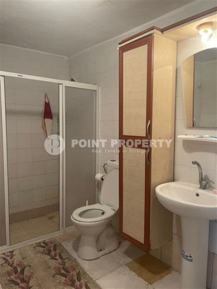 Inexpensive apartment on the 2nd floor in a building built in 2003, in a modern, developed area of Alanya - Mahmutlar-id-6206-photo-5