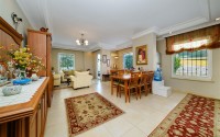 Bright, comfortable apartment with two bedrooms, 800 meters from the sea, in the center of Alanya-id-6211-photo-1