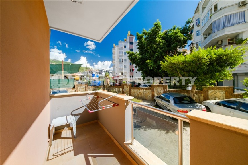 Bright, comfortable apartment with two bedrooms, 800 meters from the sea, in the center of Alanya-id-6211-photo-12