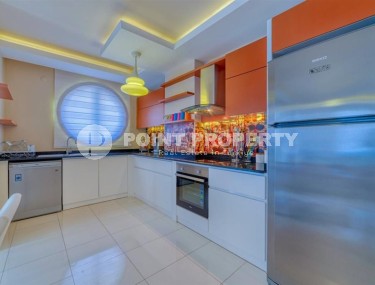 Stylish, bright apartment with designer renovation, in the center of the modern area of Alanya - Mahmutlar-id-6213-photo-4