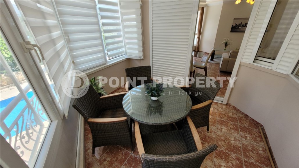 Квартира в симпатичном жилом комплексе 2008 года постройки, в центре района Тосмур-id-6214-фото-9