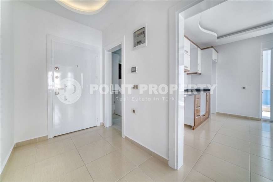 Bright, spacious apartment with a fine finish, on the 4th floor in a residential complex built in 2014-id-6217-photo-5