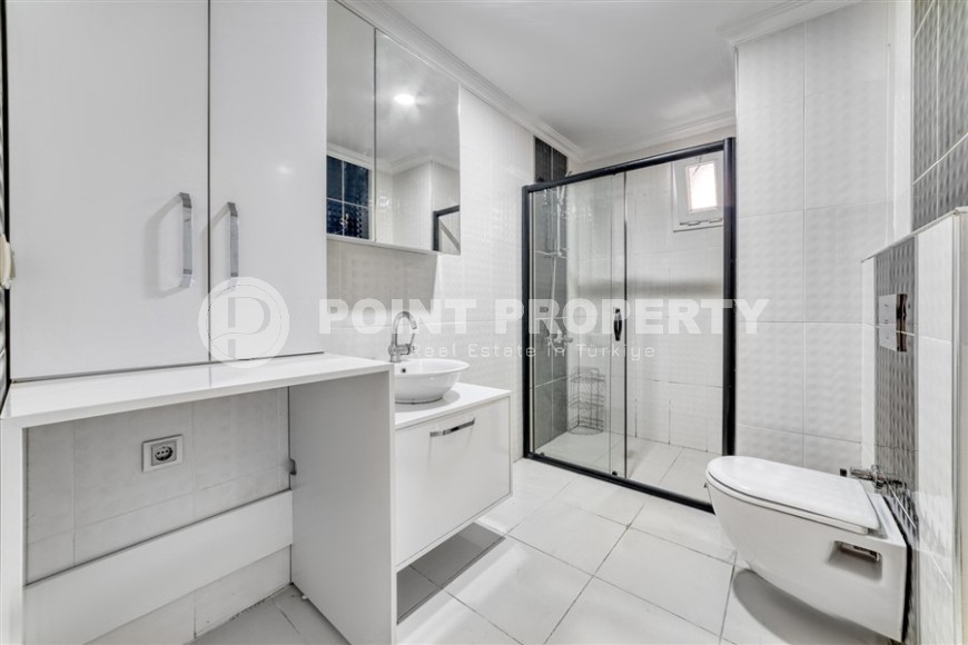 Bright, spacious apartment with a fine finish, on the 4th floor in a residential complex built in 2014-id-6217-photo-6