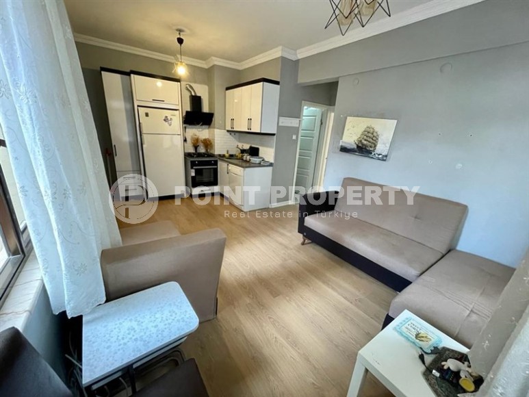 Небольшая меблированная квартира 1+1, в 50 метрах от моря, в центре района Тосмур-id-6222-фото-3