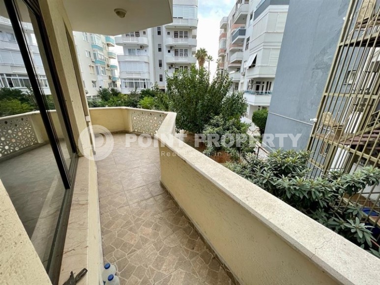 Небольшая меблированная квартира 1+1, в 50 метрах от моря, в центре района Тосмур-id-6222-фото-8