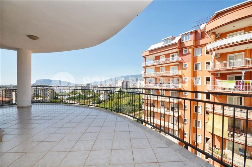 Квартира с панорамным видом на горы, на 6-м этаже, в 800 метрах от пляжа и набережной-id-6224-фото-11