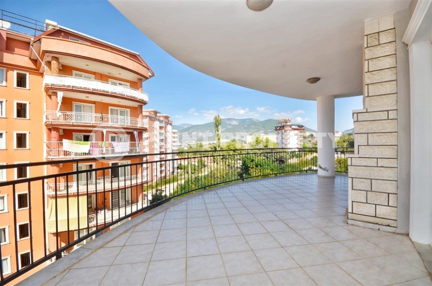 Квартира с панорамным видом на горы, на 6-м этаже, в 800 метрах от пляжа и набережной-id-6224-фото-12