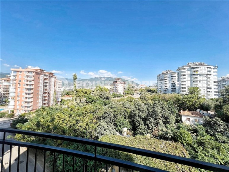 Квартира с панорамным видом на горы, на 6-м этаже, в 800 метрах от пляжа и набережной-id-6224-фото-15