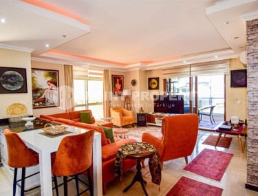 Атмосферная двухуровневая квартира 3+1, на площади 170 м2, в центре престижного района Аланьи - Кестель-id-6233-фото-3