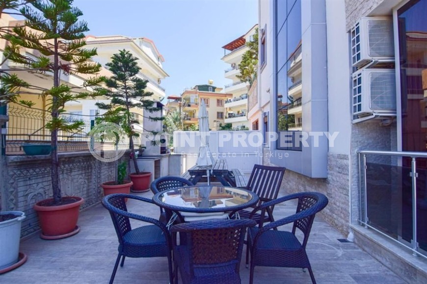 Атмосферная двухуровневая квартира 3+1, на площади 170 м2, в центре престижного района Аланьи - Кестель-id-6233-фото-17