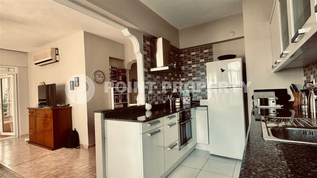 Уютная квартира на 2-м этаже в доме 2007 года постройки, в 250 метрах от моря-id-6236-фото-6