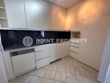 Благоустроенная, меблированная квартира в 400 метрах от моря, в центре популярного Средиземноморского курорта - Аланья-id-6245-фото-4