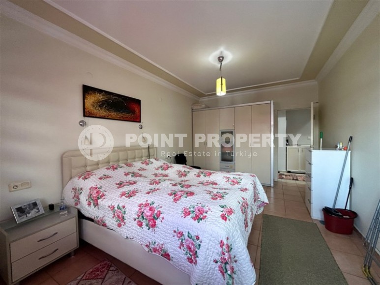 Панорамная квартира с видом на горы, на 4-м этаже в доме 2007 года постройки-id-6246-фото-5