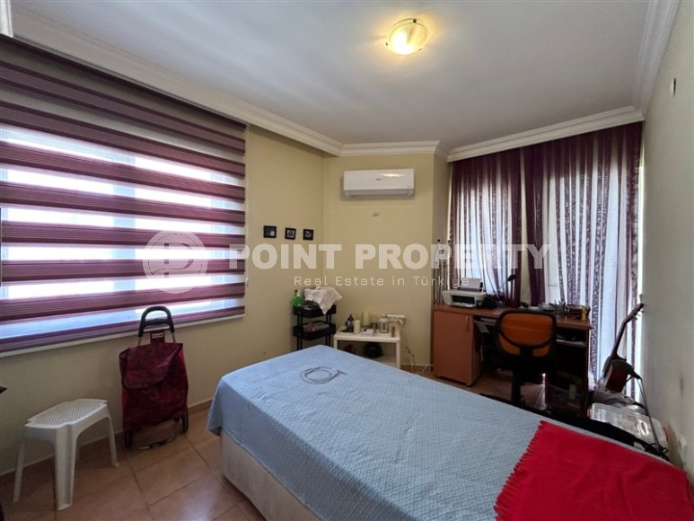 Панорамная квартира с видом на горы, на 4-м этаже в доме 2007 года постройки-id-6246-фото-7