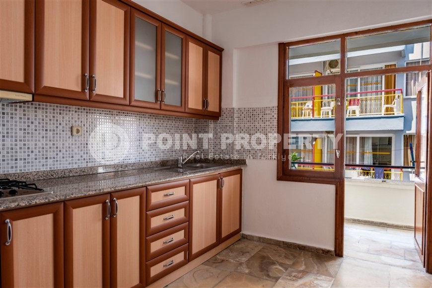 Квартира в 250 метрах от пляжа Клеопатры, на 1-м этаже в доме 1996 года постройки-id-6247-фото-2