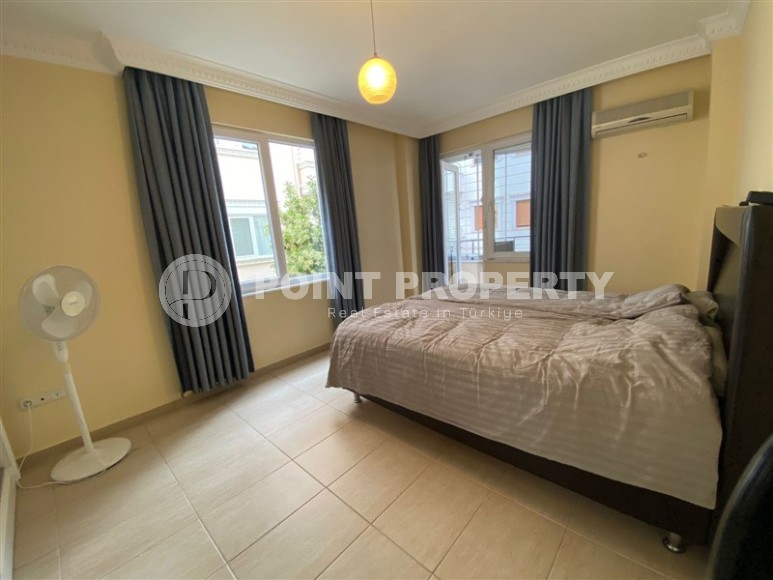 Comfortable 2+1 apartment, with a total area of 120 m2, within walking distance from the center of the popular Mediterranean resort - Alanya-id-6248-photo-5