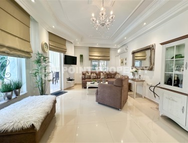 Комфортабельная квартира  с мебелью и бытовой техникой, в 550 метрах от пляжа, в центре Аланьи-id-6250-фото-1