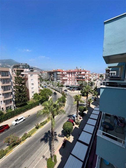 Small comfortable apartment 250 meters from the luxurious Cleopatra Beach, in the center of Alanya-id-6251-photo-10