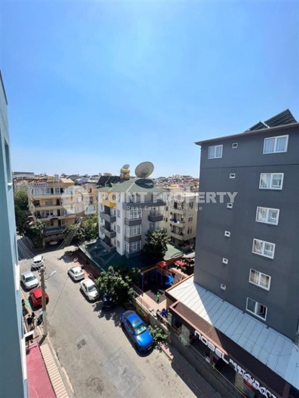 Small comfortable apartment 250 meters from the luxurious Cleopatra Beach, in the center of Alanya-id-6251-photo-11