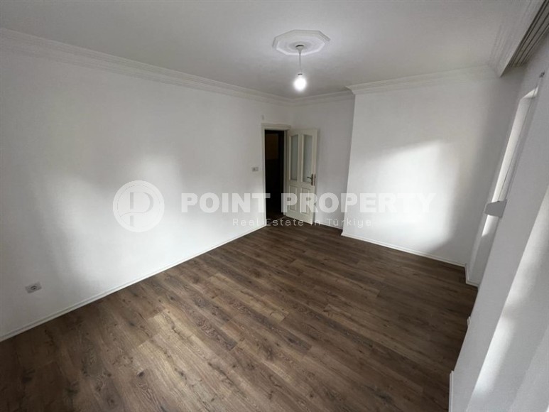 Квартира с качественной чистовой отделкой, на 2-м этаже в доме 2013 года постройки-id-6253-фото-6