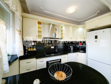 Одноэтажная вилла с бассейном, садом, и просторной террасой на крыше, в современном районе Аланьи - Махмутлар-id-6258-фото-4