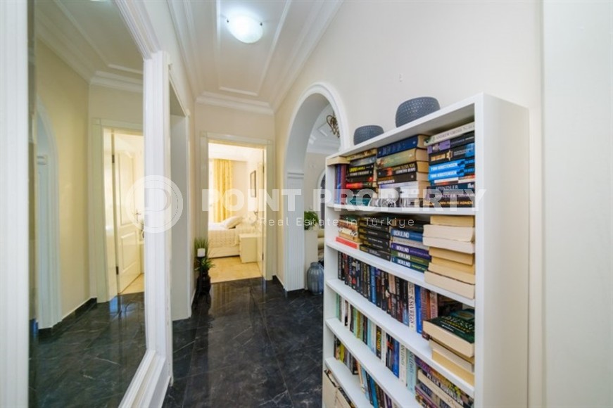 One-storey villa with a swimming pool, garden, and spacious roof terrace, in the modern area of Alanya - Mahmutlar-id-6258-photo-11