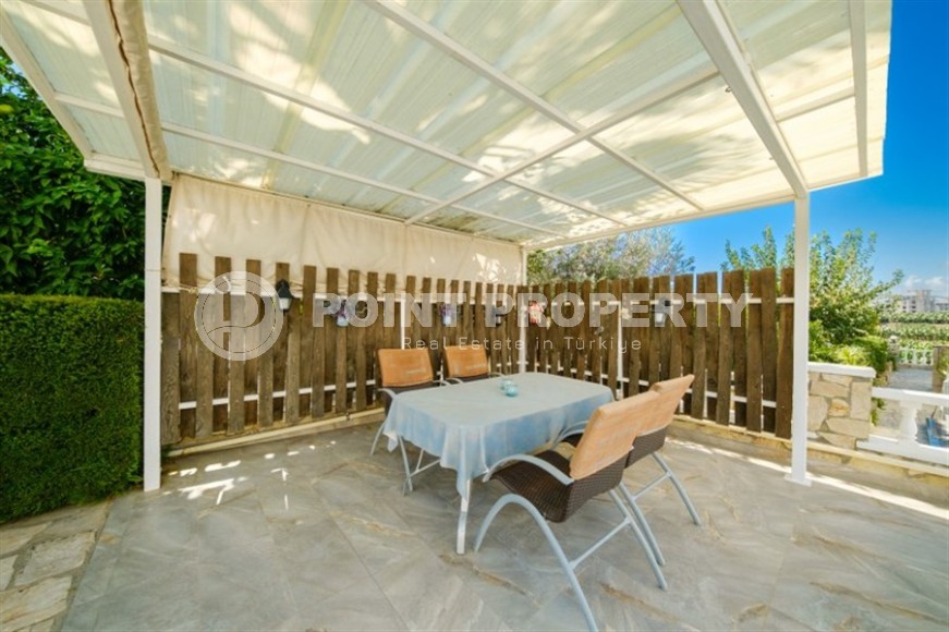 One-storey villa with a swimming pool, garden, and spacious roof terrace, in the modern area of Alanya - Mahmutlar-id-6258-photo-19