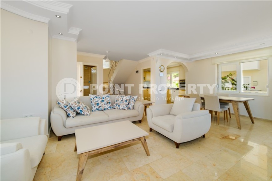 Трехэтажная вилла с панорамным видом на море, в живописном, экологически чистом районе Аланьи - Каргыджак-id-6263-фото-4