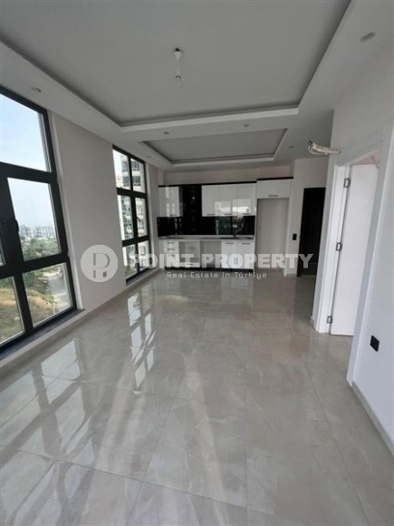 Небольшая новая квартира с чистовой отделкой, на 5-м этаже в жилом комплексе, введенном в эксплуатацию в 2023 году-id-6265-фото-2