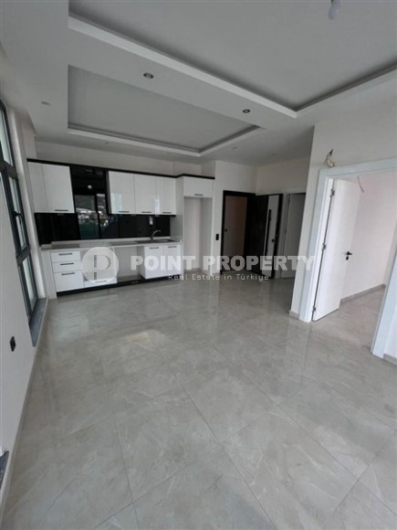 Небольшая новая квартира с чистовой отделкой, на 5-м этаже в жилом комплексе, введенном в эксплуатацию в 2023 году-id-6265-фото-3