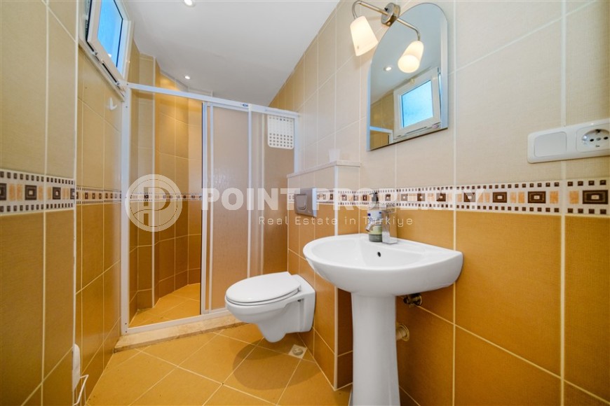 Spacious two-bedroom apartment, one and a half kilometers from the sea, in the picturesque area of Alanya - Demirtas-id-6270-photo-10