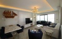 Panoramic apartment on the 9th floor in a premium residential complex, on the first line from the sea-id-6271-photo-2