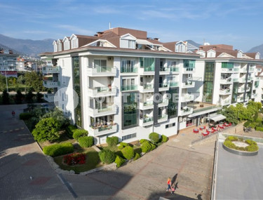 Duplex penthouse with four bedrooms, 220 m², with mountain and sea views in a luxury complex in Oba-id-1494-photo-1