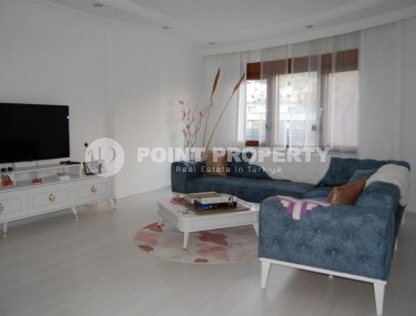 Панорамный дуплекс с видом на горы, на 6-м этаже с мансардой, в 150 метрах от пляжа Клеопатры-id-6278-фото-1