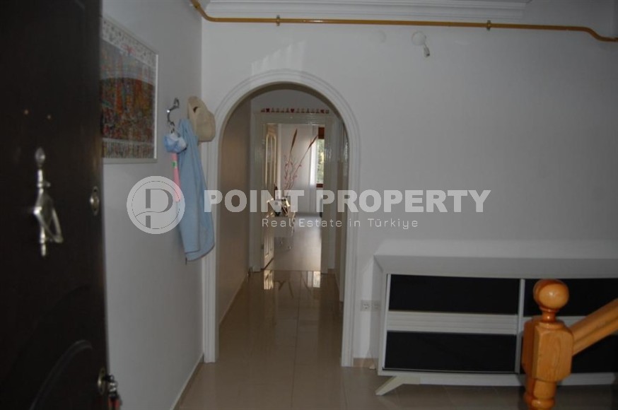 Панорамный дуплекс с видом на горы, на 6-м этаже с мансардой, в 150 метрах от пляжа Клеопатры-id-6278-фото-9