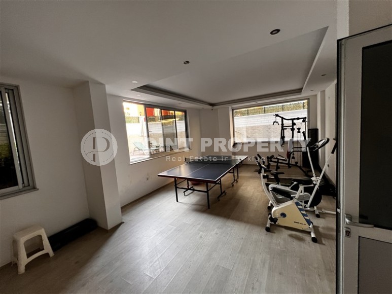 Small apartment on the 5th floor in a building built in 2017, in the center of a modern, developed area of Alanya - Mahmutlar-id-6280-photo-9
