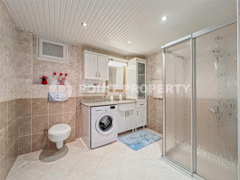 Уютная квартира с панорамным видом на море и горы, на 9-м этаже в благоустроенном жилом комплексе, построенном в 2010 году-id-6281-фото-9