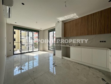 Квартира с высококачественной чистовой отделкой, в 400 метрах от пляжа Клеопатры, в центре Аланьи-id-6285-фото-2