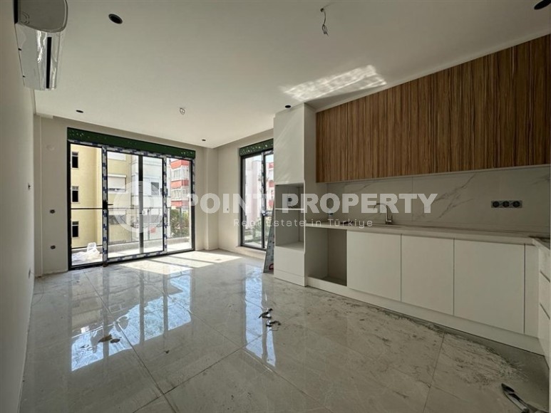 Квартира с высококачественной чистовой отделкой, в 400 метрах от пляжа Клеопатры, в центре Аланьи-id-6285-фото-2