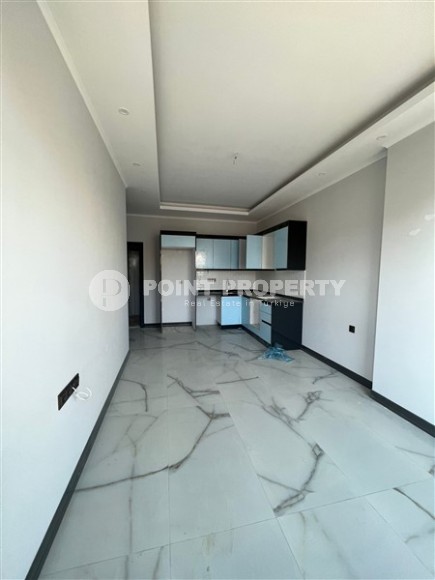 Small new apartment in a comfortable residential complex, 550 meters from the sea-id-6286-photo-2