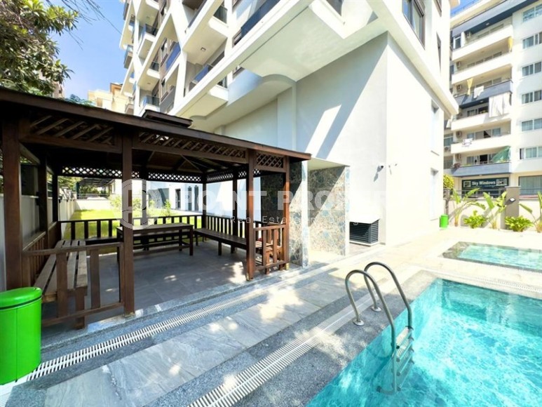 Compact apartment with panoramic views of the city and the sea, on the 7th floor in a new residential complex, 450 meters from the beach-id-6291-photo-16