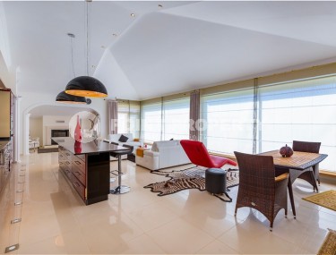 Large two-level apartment with a total area of 300 m2, with luxurious panoramic sea views, in the picturesque area of Alanya - Kestel-id-6294-photo-3