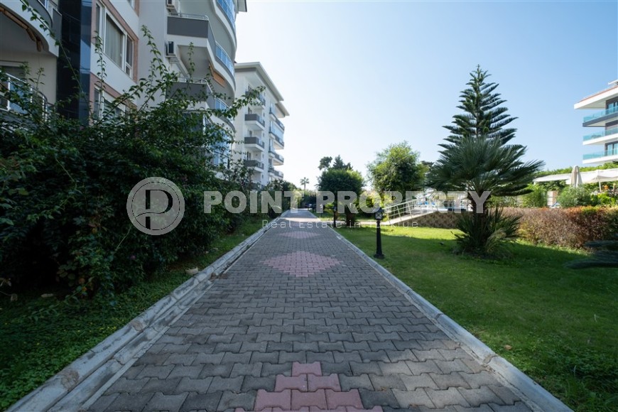 Large two-level apartment with a total area of 300 m2, with luxurious panoramic sea views, in the picturesque area of Alanya - Kestel-id-6294-photo-30