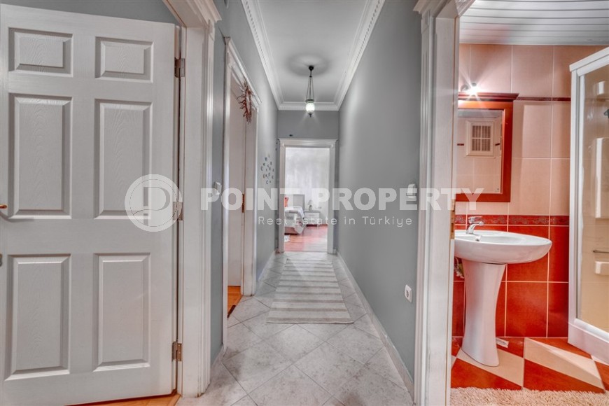 Spacious, modern 4+1 apartment, on an area of 200 m2, on the 4th floor, in the center of Alanya-id-6295-photo-12